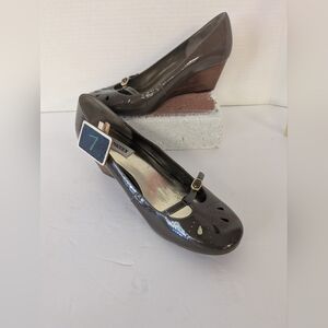 Shoes Steve Madden Wedge Mary Jane Style Shoes In Patent Brown Never Worn Sz7